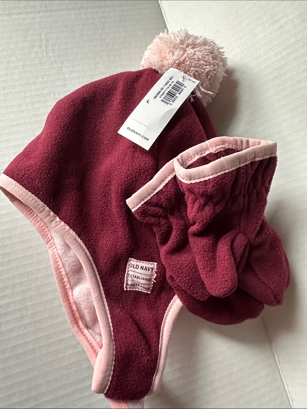 Old Navy Kids Burgundy and Light Pink Fleece Hat & Mitten Set NWT